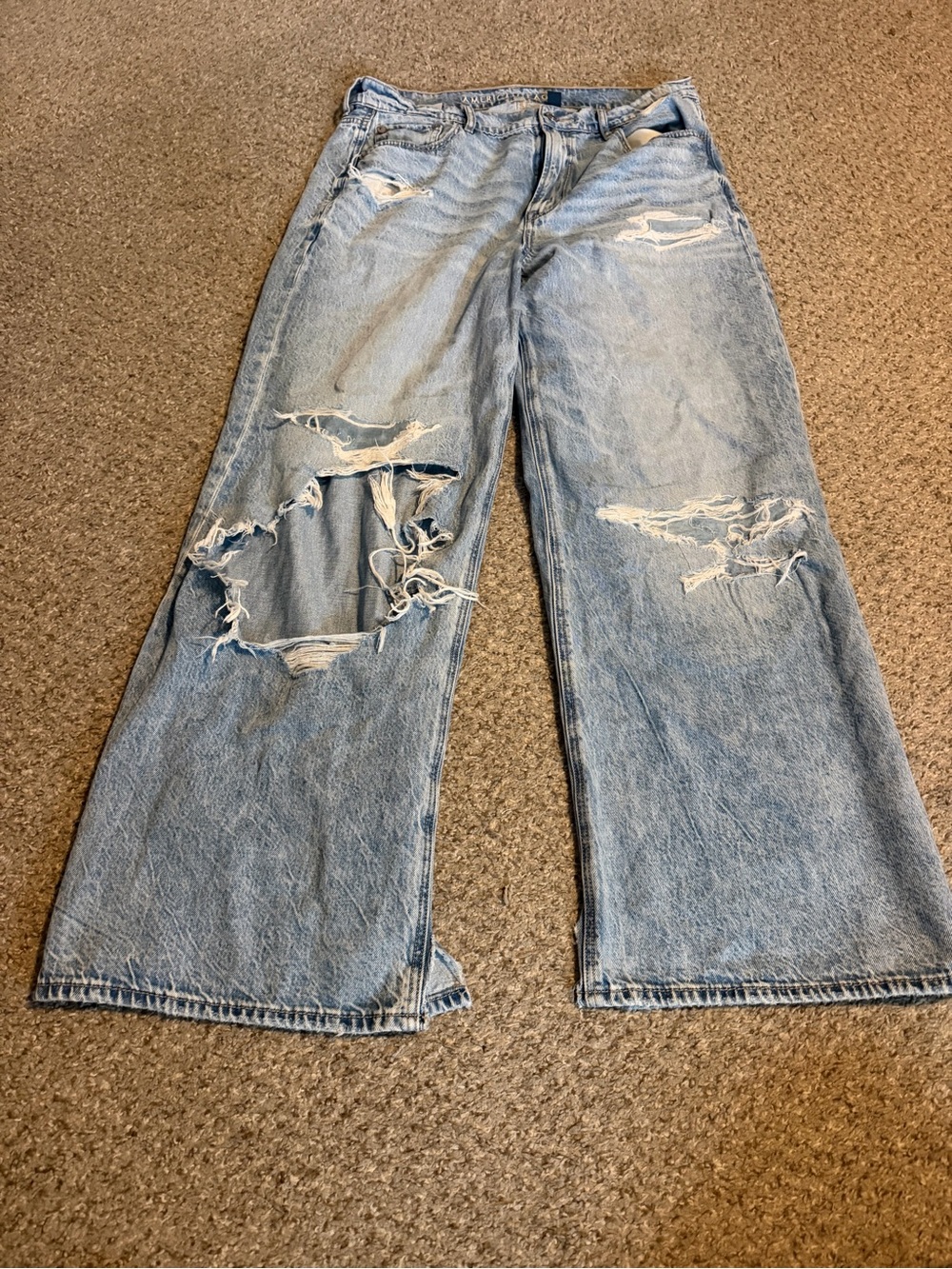 American Eagle Outfitters Super High Rise Baggy Wide Leg Blue Distressed Jeans